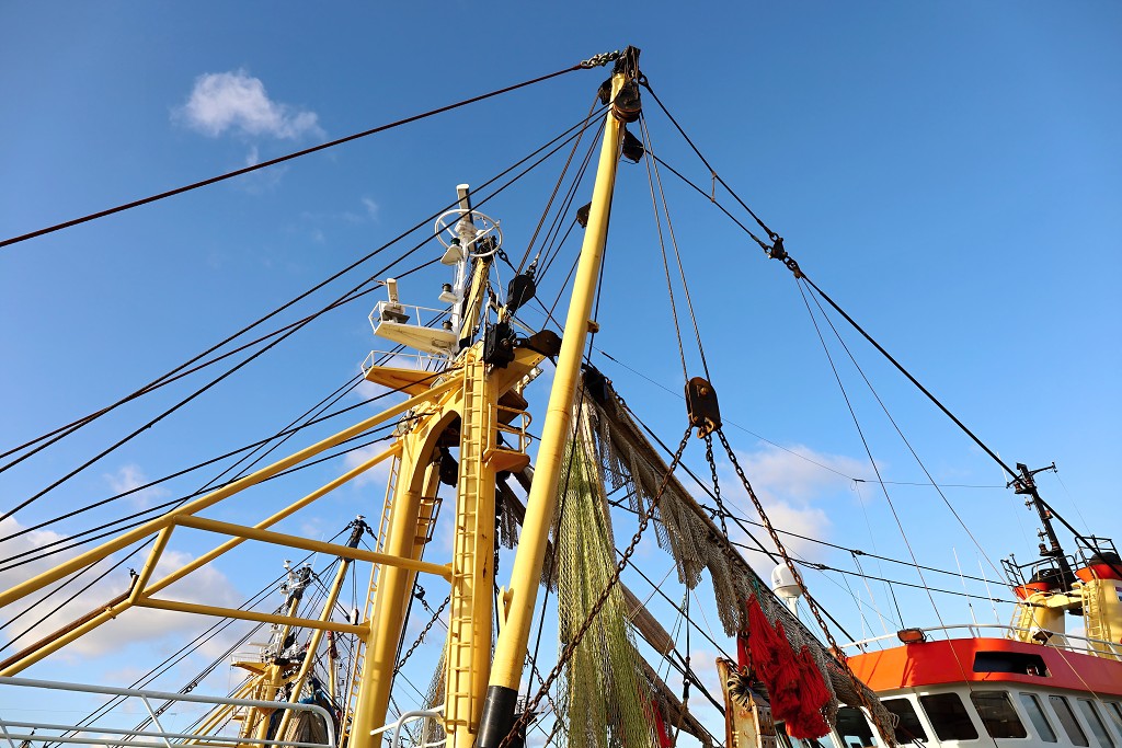 visserij industrie hdr stellendam yerseke kotter viskotter trawler visnet visnetten vloot vis vissen zierikzee